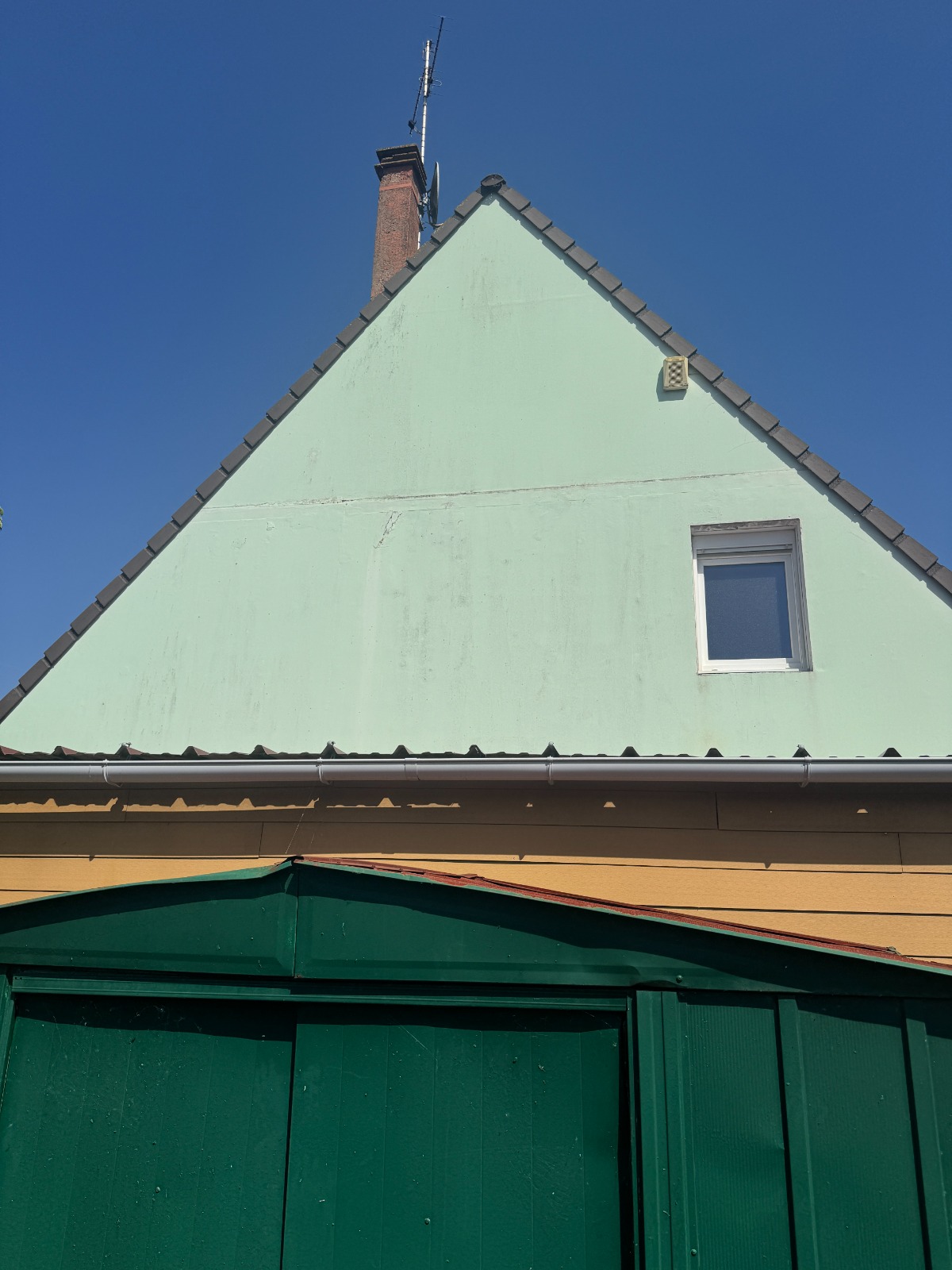 Après — Hydro coloré façade CTH Nord